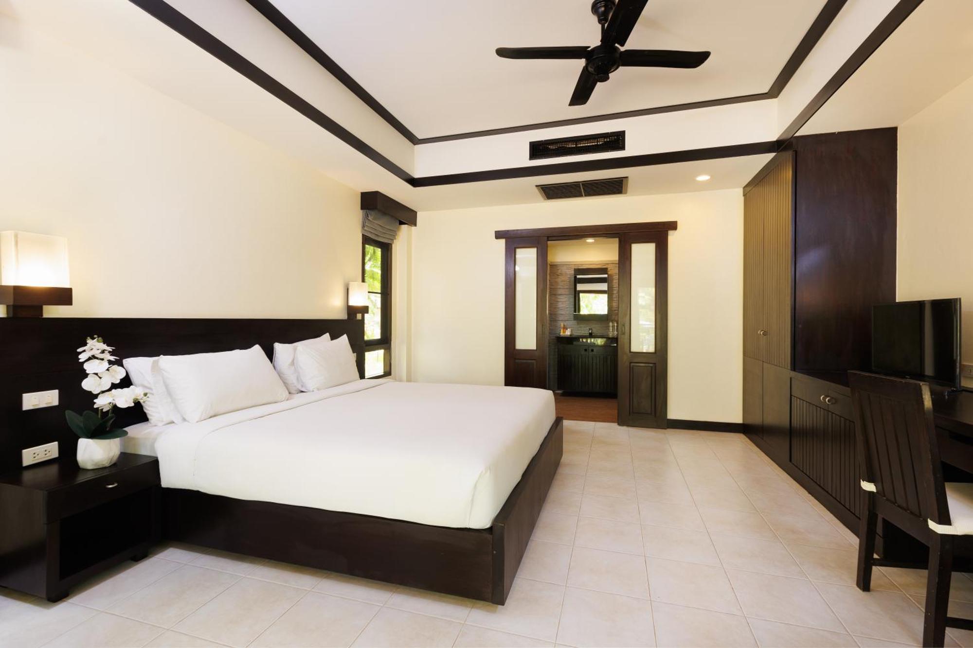 Nang Thong Beach Resort Khao Lak Esterno foto