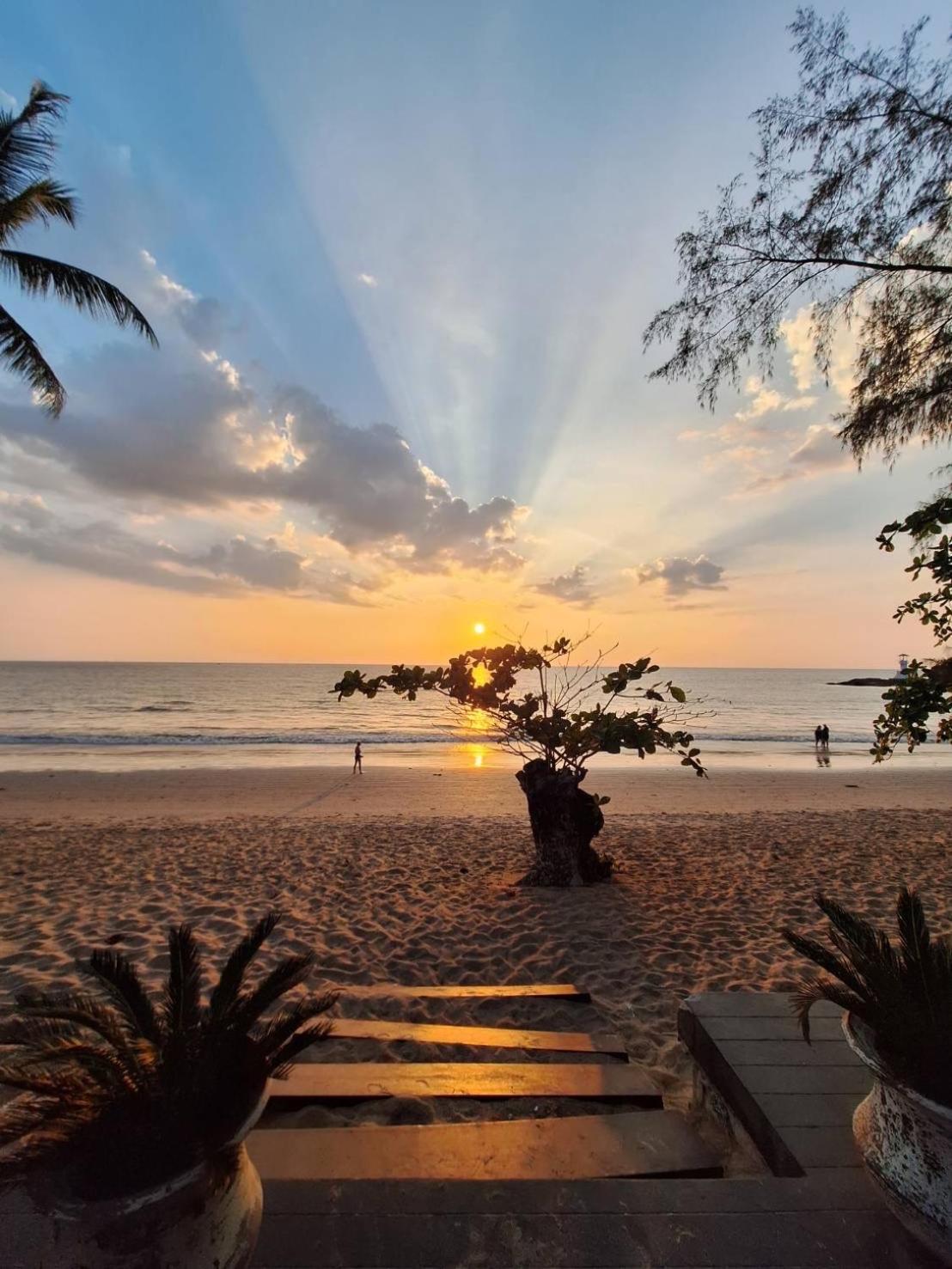 Nang Thong Beach Resort Khao Lak Esterno foto